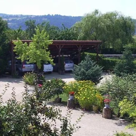 Dom wakacyjny Ancien Pigeonnier Restaure Avec Terrasse, Terrain Clos Et Equipements Bebe A Sarlanges, - Fr-1-582-167 Retournac